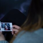 découvrez le monde fascinant de la mémoire : ses mécanismes, son importance dans notre vie quotidienne et des astuces pour l'améliorer. plongez dans l'exploration des différents types de mémoire et apprenez comment optimiser vos capacités cognitives.