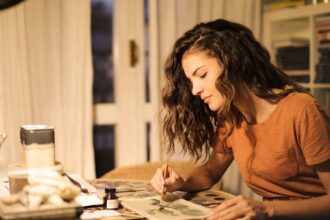 découvrez nos conseils et astuces pour améliorer votre concentration au quotidien. apprenez à rester focus, à maximiser votre productivité et à surmonter les distractions grâce à des techniques efficaces et des routines adaptées.