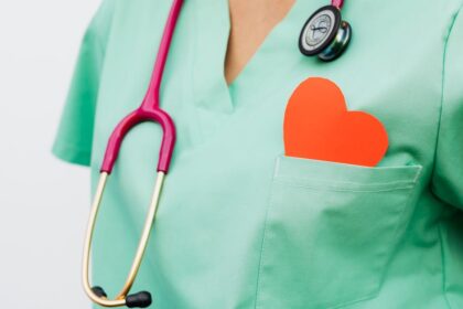 découvrez des conseils essentiels pour maintenir une bonne santé cardiaque. apprenez comment une alimentation équilibrée, l'exercice régulier et des habitudes de vie saines peuvent améliorer votre cœur et prévenir les maladies cardiovasculaires.