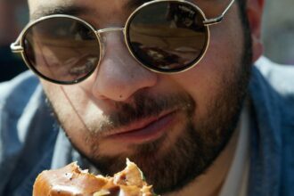 découvrez notre guide complet sur les régimes de prise de poids, avec des conseils nutritionnels, des recettes délicieuses et des stratégies pour atteindre vos objectifs de gain de poids de manière saine et efficace.
