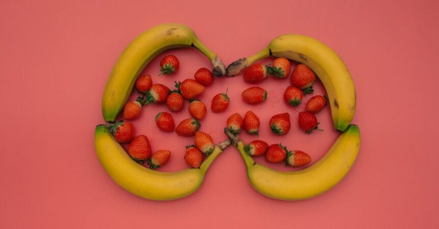 découvrez l'importance du calcium pour la santé des os et des dents, ainsi que ses bienfaits pour le corps. apprenez comment intégrer le calcium dans votre alimentation quotidienne et les sources alimentaires riches en ce minéral essentiel.