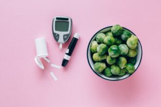 découvrez les aliments à index glycémique bas, parfaits pour maintenir une glycémie stable et favoriser une santé optimale. explorez des recettes savoureuses et équilibrées à base de ces ingrédients nutritifs.
