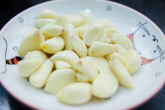 découvrez les causes et les solutions pour lutter contre un appétit insuffisant. apprenez à reconnaître les signes d'une perte d'appétit et des conseils pratiques pour retrouver une alimentation équilibrée et satisfaire vos besoins nutritionnels.