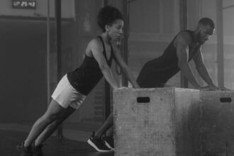 découvrez des conseils et des techniques efficaces pour optimiser votre prise de masse musculaire. apprenez à maximiser vos entraînements et à adapter votre nutrition pour atteindre vos objectifs de musculation.
