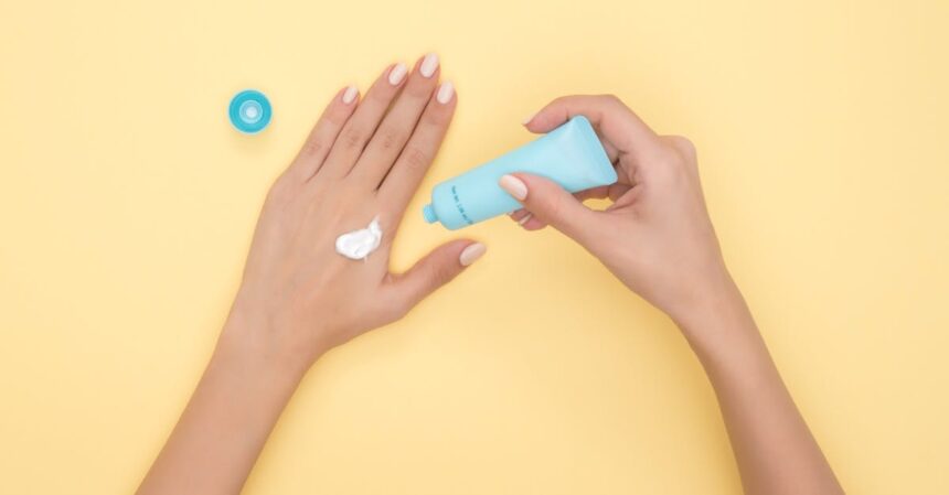 découvrez des astuces et des conseils essentiels pour obtenir une peau saine et éclatante. apprenez comment adopter une routine de soins, choisir les bons produits et maintenir une alimentation équilibrée pour nourrir votre peau de l'intérieur.