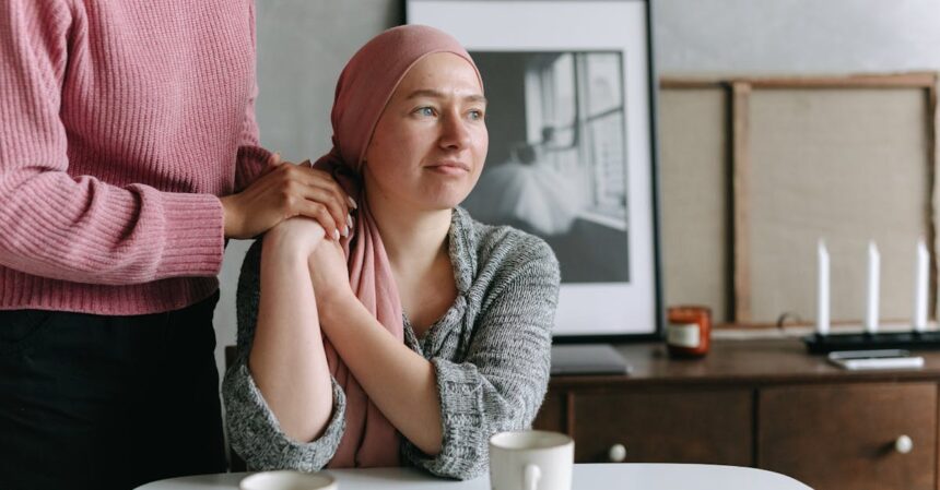 découvrez tout ce qu'il faut savoir sur le cancer de l'ovaire : symptômes,diagnostic, traitements et conseils pour la prévention. informez-vous pour mieux comprendre cette maladie et soutenir celles qui en souffrent.