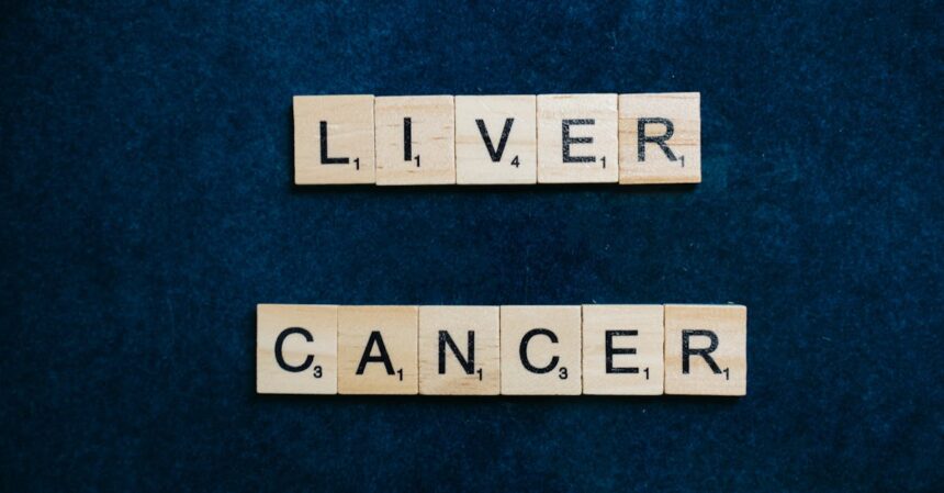 découvrez les causes, les symptômes et les traitements du cancer du foie. informez-vous sur les facteurs de risque et les options de prise en charge pour améliorer la qualité de vie des patients.