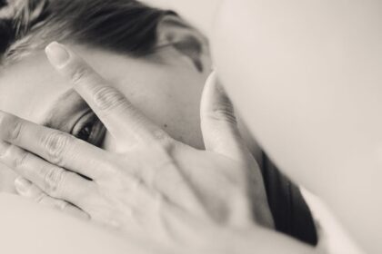 découvrez comment la compatibilité émotionnelle influence vos relations. explorez les clés pour créer des liens profonds et durables en harmonie avec vos émotions.