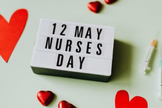 découvrez les maladies cardiaques congénitales, leurs causes, symptômes et traitements. informez-vous sur les dispositifs de prévention et de prise en charge pour offrir une meilleure qualité de vie aux personnes concernées.