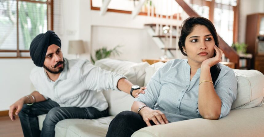 découvrez les dynamiques de couple : explorez les relations, les interactions et les défis rencontrés dans les partenariats amoureux. apprenez à mieux comprendre votre partenaire et à renforcer vos liens pour une vie à deux épanouissante.