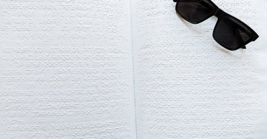 la neuropathie crânienne désigne un ensemble de troubles affectant les nerfs crâniens, entraînant des symptômes variés tels que des douleurs, des déficits sensoriels ou moteurs. découvrez les causes, les diagnostics et les traitements disponibles pour cette condition complexe.