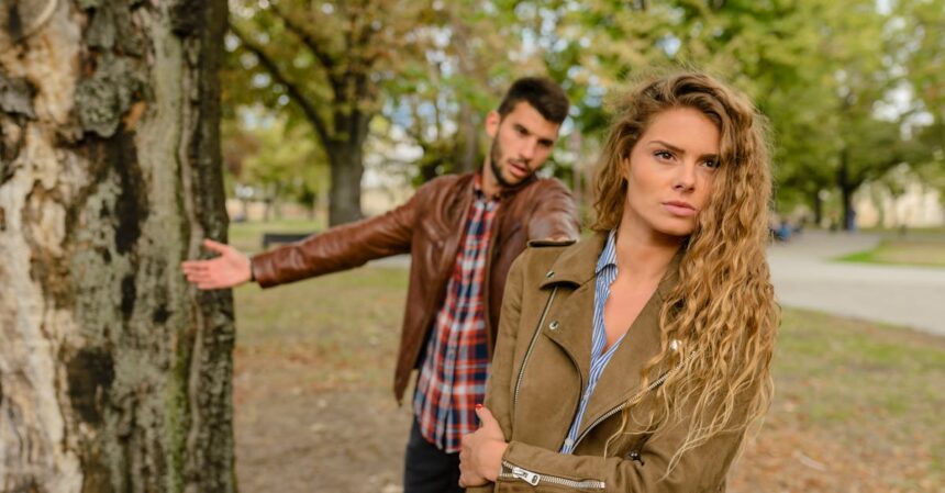 découvrez comment surmonter une rupture amoureuse avec des conseils pratiques, des stratégies pour guérir et des témoignages inspirants. apprenez à retrouver votre bien-être émotionnel après une séparation difficile.