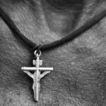 découvrez le concept d'attachement anxieux, ses caractéristiques, ses impacts sur les relations et des stratégies pour mieux gérer vos émotions. apprenez à reconnaître les signes de l'attachement anxieux et à cultiver des relations plus saines.