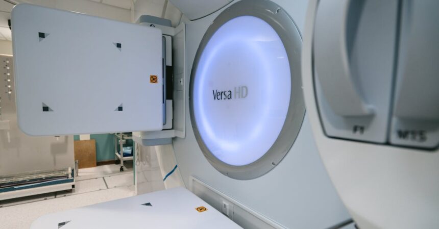 découvrez les dernières avancées en matière de traitement et de recherche sur le cancer avancé, des options de soins innovantes aux stratégies de gestion des symptômes pour améliorer la qualité de vie des patients.