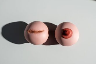 découvrez tout ce qu'il faut savoir sur le cancer de la vessie, y compris ses symptômes, les méthodes de diagnostic et les options de traitement disponibles. informez-vous sur les facteurs de risque et l'importance de la détection précoce pour améliorer les chances de guérison.