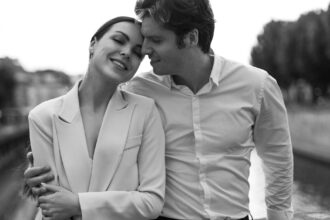 découvrez ce qu'est un couple fusionnel, une relation intense où l'amour, la complicité et la connexion émotionnelle se mêlent pour créer une union unique. explorez les signes d'une telle dynamique et comment elle peut enrichir votre vie à deux.