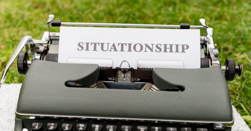 découvrez les relations ouvertes : une approche moderne de l'amour et des relations, permettant l'exploration de l'intimité et de la connexion avec plusieurs partenaires. apprenez les principes de la communication, les avantages et les défis pour naviguer sereinement dans ce type de relation.