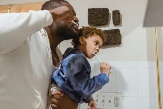 découvrez les causes et les traitements de l'inflammation orale. apprenez à reconnaître les symptômes, à choisir les bons soins et à améliorer votre santé bucco-dentaire grâce à nos conseils pratiques.