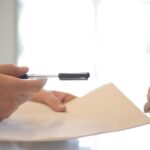 découvrez l'importance de la confiance dans les relations personnelles et professionnelles. apprenez comment bâtir et maintenir une confiance solide pour favoriser des interactions authentiques et durables.