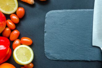 découvrez des conseils essentiels pour adopter une alimentation saine et équilibrée. apprenez à choisir les bons aliments, à planifier vos repas et à faire des choix nutritionnels qui favorisent votre bien-être. améliorez votre santé grâce à des astuces pratiques et savoureuses !