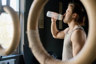 découvrez nos conseils et techniques efficaces pour la musculation. boostez votre entraînement, augmentez votre masse musculaire et atteignez vos objectifs fitness grâce à des programmes adaptés et des astuces nutritionnelles.
