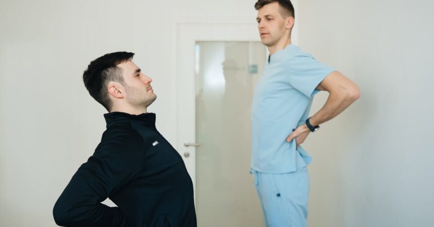 découvrez des techniques efficaces pour améliorer votre posture et réduire les douleurs liées à une mauvaise posture. apprenez des exercices simples et des conseils pratiques pour adopter une posture saine au quotidien.