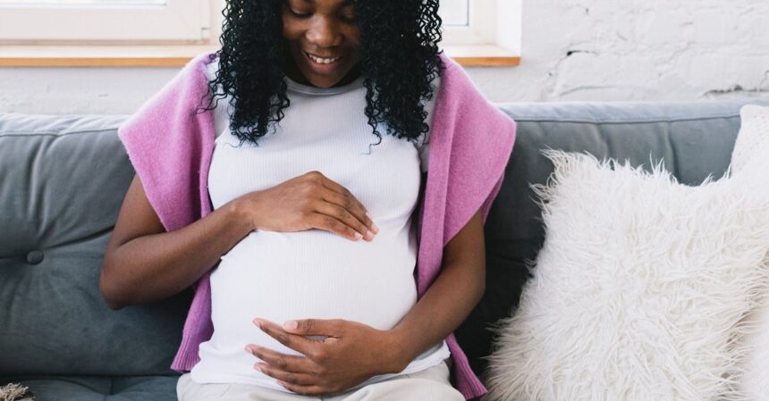 découvrez le coussin de grossesse, l'accessoire essentiel pour le confort des futures mamans. offrant un soutien optimal pour le ventre, le dos et les jambes, il aide à réduire les inconforts pendant le sommeil. améliorez votre bien-être pendant la grossesse grâce à cette solution cocooning.