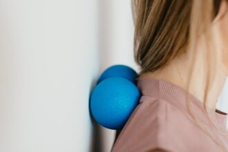 découvrez des solutions efficaces pour soulager les douleurs dorsales. apprenez les causes, les traitements et les conseils pour prévenir le mal de dos et améliorer votre qualité de vie.