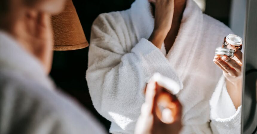 découvrez des traitements anti-âge naturels qui revitalisent votre peau et ralentissent le vieillissement. optez pour des solutions efficaces et respectueuses de votre corps pour un éclat durable.