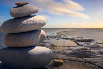 découvrez l'art de la relaxation avec nos conseils et techniques pour apaiser votre esprit et revitaliser votre corps. plongez dans un univers de sérénité et laissez le stress derrière vous.