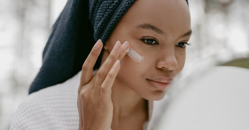 découvrez les bienfaits d'une détoxification de la peau avec notre guide complet sur le skin detox. apprenez à purifier, revitaliser et nourrir votre épiderme grâce à des astuces et produits adaptés pour un teint éclatant de santé!