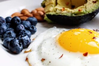 découvrez les meilleures astuces et conseils pour suivre un régime alimentaire équilibré et sain. explorez des recettes délicieuses, des stratégies de nutrition et des informations sur les différents types de régimes pour atteindre vos objectifs de bien-être.