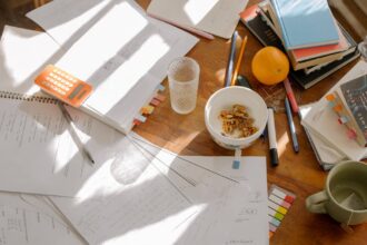 calculez votre date d'accouchement et suivez le développement de votre grossesse avec notre calculatrice de grossesse. obtenez des informations utiles et des conseils pour chaque étape de votre parcours.