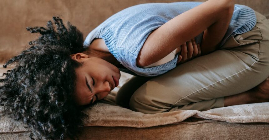 découvrez les causes, symptômes et traitements de la douleur abdominale. obtenez des conseils pour soulager votre inconfort et améliorer votre bien-être digestif.