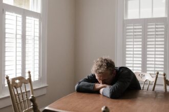 découvrez les causes, symptômes et traitements de la douleur pelvienne. informations essentielles pour comprendre et soulager cette condition courante, afin d'améliorer votre qualité de vie.