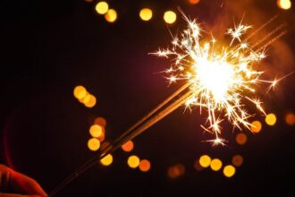 découvrez l'univers éclatant de glow, une expérience immersive qui illumine votre quotidien avec des conseils beauté, des tendances de mode, et des astuces bien-être pour rayonner à chaque instant.