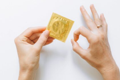 découvrez l'importance de l'éducation sexuelle pour les jeunes et les adultes. explorez des sujets essentiels tels que la santé reproductive, le consentement et les relations saines, afin de promouvoir une compréhension éclairée et responsable de la sexualité.