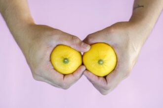 découvrez un guide complet sur les pratiques sexuelles, explorant la diversité des expériences, des conseils pour une vie intime épanouie et respectueuse, ainsi que des informations sur la santé et le consentement. apprenez à enrichir votre vie sexuelle de manière sûre et consensuelle.