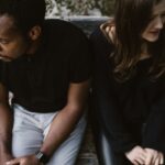 découvrez les différentes dynamiques de relation et apprenez comment elles influencent nos interactions quotidiennes. explorez des conseils pour améliorer la communication, renforcer les liens affectifs et naviguer dans les défis relationnels.