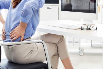 découvrez des méthodes efficaces pour la gestion de la douleur articulaire. apprenez des techniques de traitement, des conseils de prévention et des solutions naturelles pour améliorer votre qualité de vie et retrouver mobilité et confort.