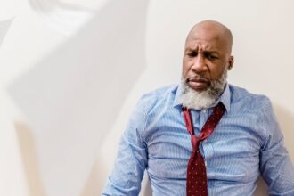 découvrez des stratégies efficaces pour gérer le deuil et surmonter la perte. notre guide de gestion du chagrin vous propose des conseils pratiques pour traverser cette période difficile avec soutien et compréhension.