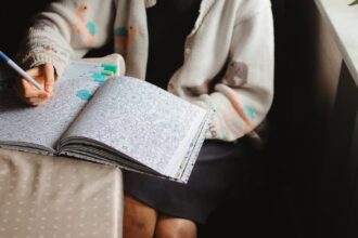 découvrez des stratégies efficaces de gestion du stress pour améliorer votre bien-être mental et physique. apprenez des techniques pratiques pour apaiser votre esprit, renforcer votre résilience et retrouver l'équilibre dans votre vie quotidienne.