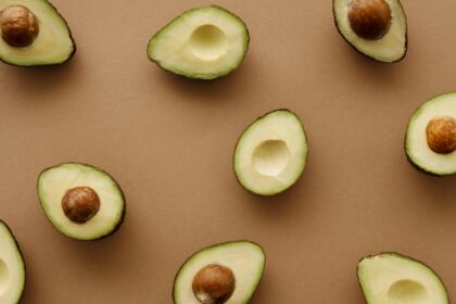 découvrez les bienfaits des acides gras monoinsaturés, essentiels pour une alimentation équilibrée. apprenez comment ces graisses saines peuvent contribuer à votre santé cardiovasculaire, améliorer votre métabolisme et favoriser un poids santé.