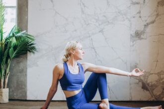 découvrez tout ce que vous devez savoir sur les vergetures : causes, traitements et conseils pour les prévenir. apprenez à prendre soin de votre peau et à retrouver confiance en vous.