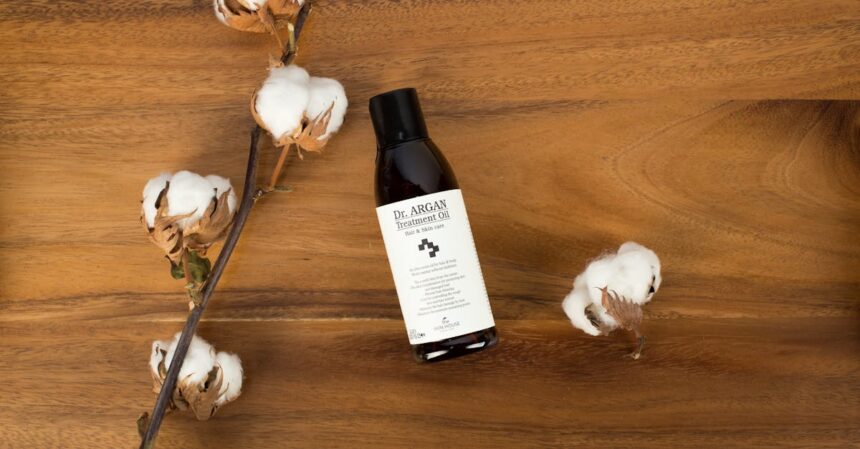 découvrez les bienfaits de l'huile d'argan, un trésor de la nature apprécié pour ses propriétés hydratantes et régénérantes. idéale pour la peau et les cheveux, l'huile d'argan est un incontournable de votre routine beauté.