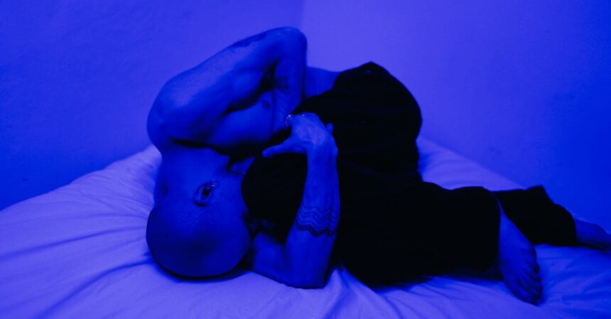 découvrez les causes, les symptômes et les solutions contre l'insomnie pour améliorer votre sommeil et votre bien-être au quotidien.