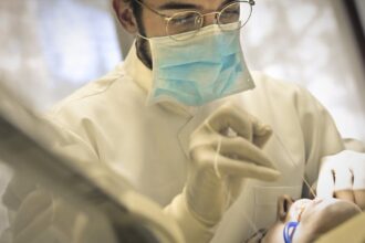 découvrez tout ce qu'il faut savoir sur la chirurgie, ses techniques, ses applications et son importance dans le domaine médical. informez-vous sur les différents types de procédures chirurgicales et leur impact sur la santé.