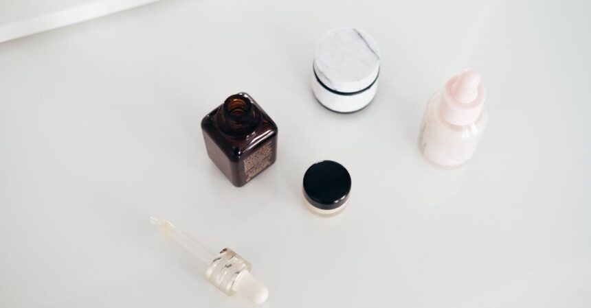 découvrez notre hydratant essentiel, formulé pour nourrir en profondeur votre peau tout en lui apportant une texture douce et soyeuse. idéal pour tous les types de peau, cet hydratant crée une barrière protectrice et aide à maintenir l'hydratation tout au long de la journée.