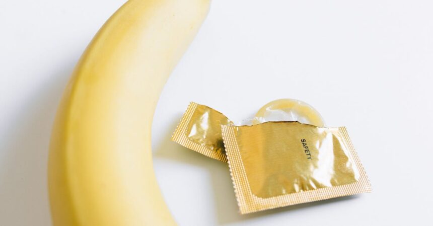 découvrez l'univers de la sexologie, une discipline qui explore la sexualité sous ses multiples facettes : rapports, comportements, et santé sexuelle. apprenez à mieux comprendre vos désirs et à améliorer votre vie intime grâce à nos conseils d'experts.