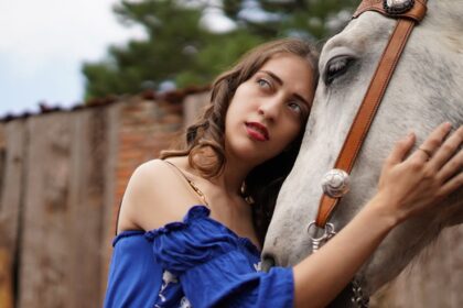 découvrez la richesse et la diversité de la sexualité féminine, un sujet qui explore les désirs, les émotions et les expériences uniques des femmes. plongez dans une réflexion sur l'amour, l'intimité et l'épanouissement personnel, et apprenez à mieux comprendre les enjeux et les pensées qui entourent la sexualité au féminin.